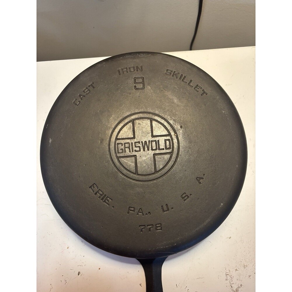 RARE Griswold Erie Pa USA #9 778 Large Block Logo Deep Skillet Crack 1920 - 1940 - Picture 2 of 11